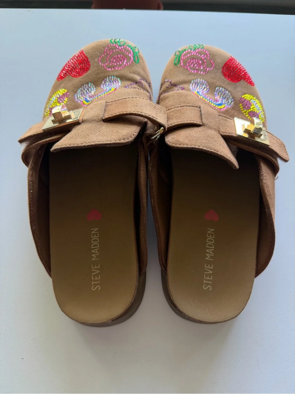 Steve Madden brown slip